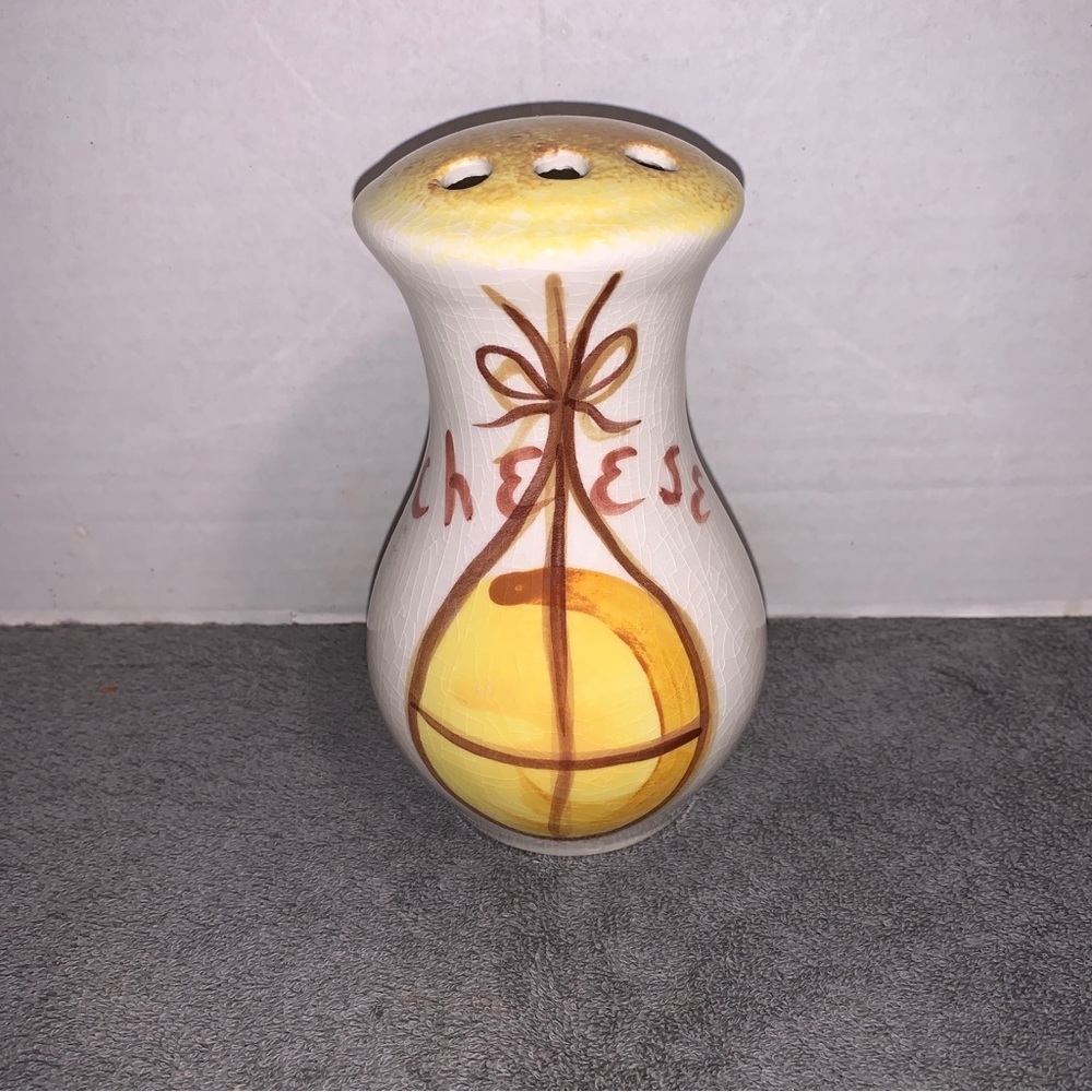 Vintage Pottery Parmesan Cheese Dispenser Shaker MCM - 6” Tall